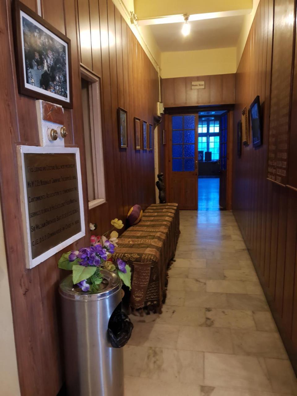 Ymca Tourist Hostel Šimla Exteriér fotografie